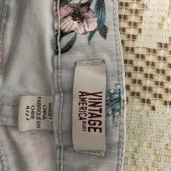 Vintage America Floral Jeans - Picture 1 of 4
